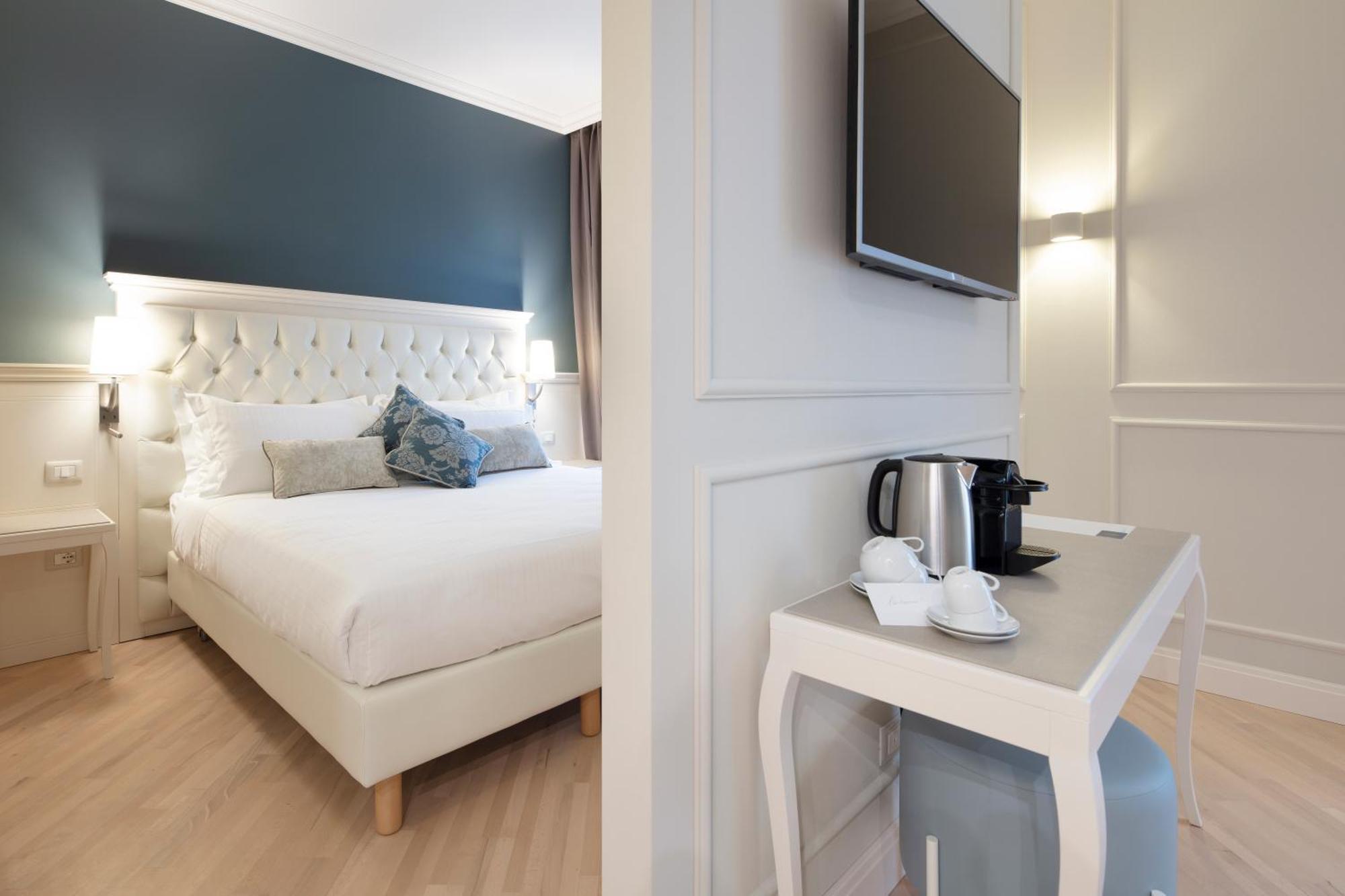 Hotel La Caporala Castel d'Azzano Buitenkant foto